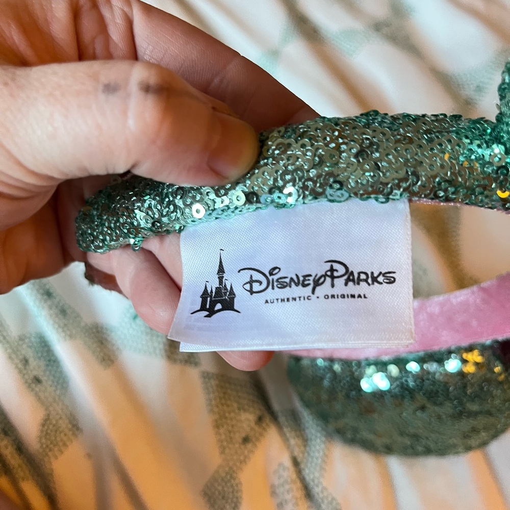 Authentic Minnie Mouse Ears - Picture 2 of 2
